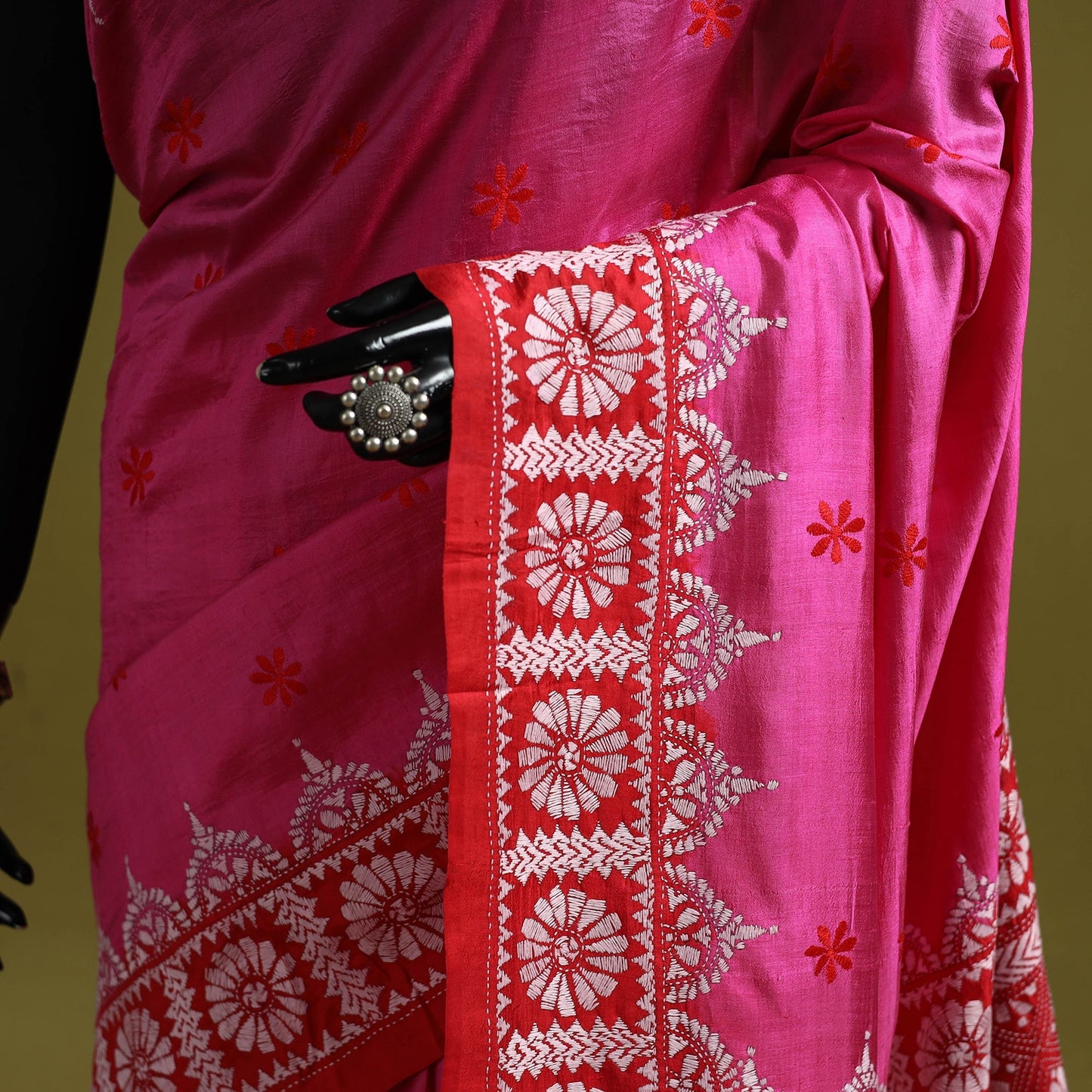 Bengal hand embroidery bangalore silk handloom kantha saree