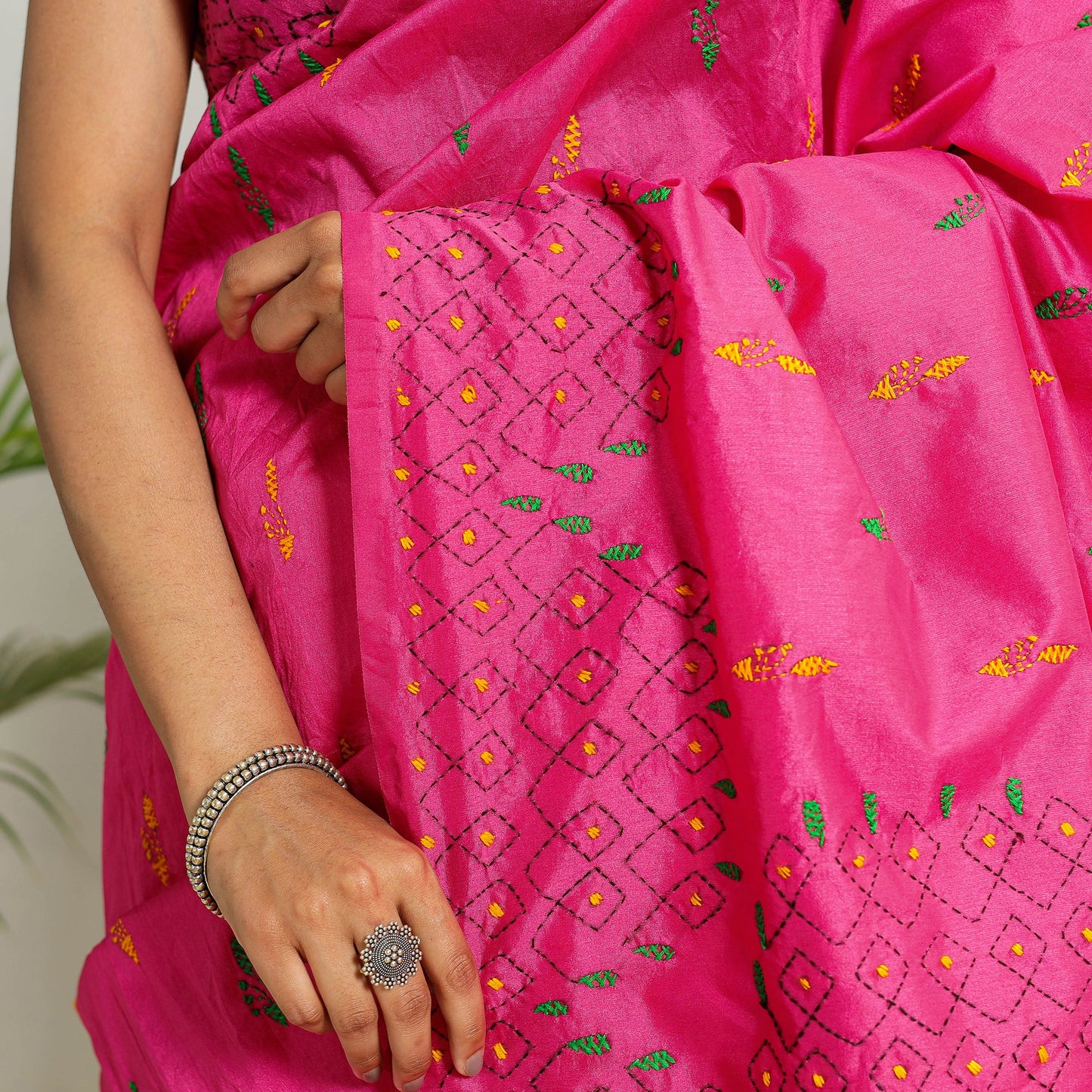 Bengal Hand Embroidery Silk Nakshi Kantha Saree