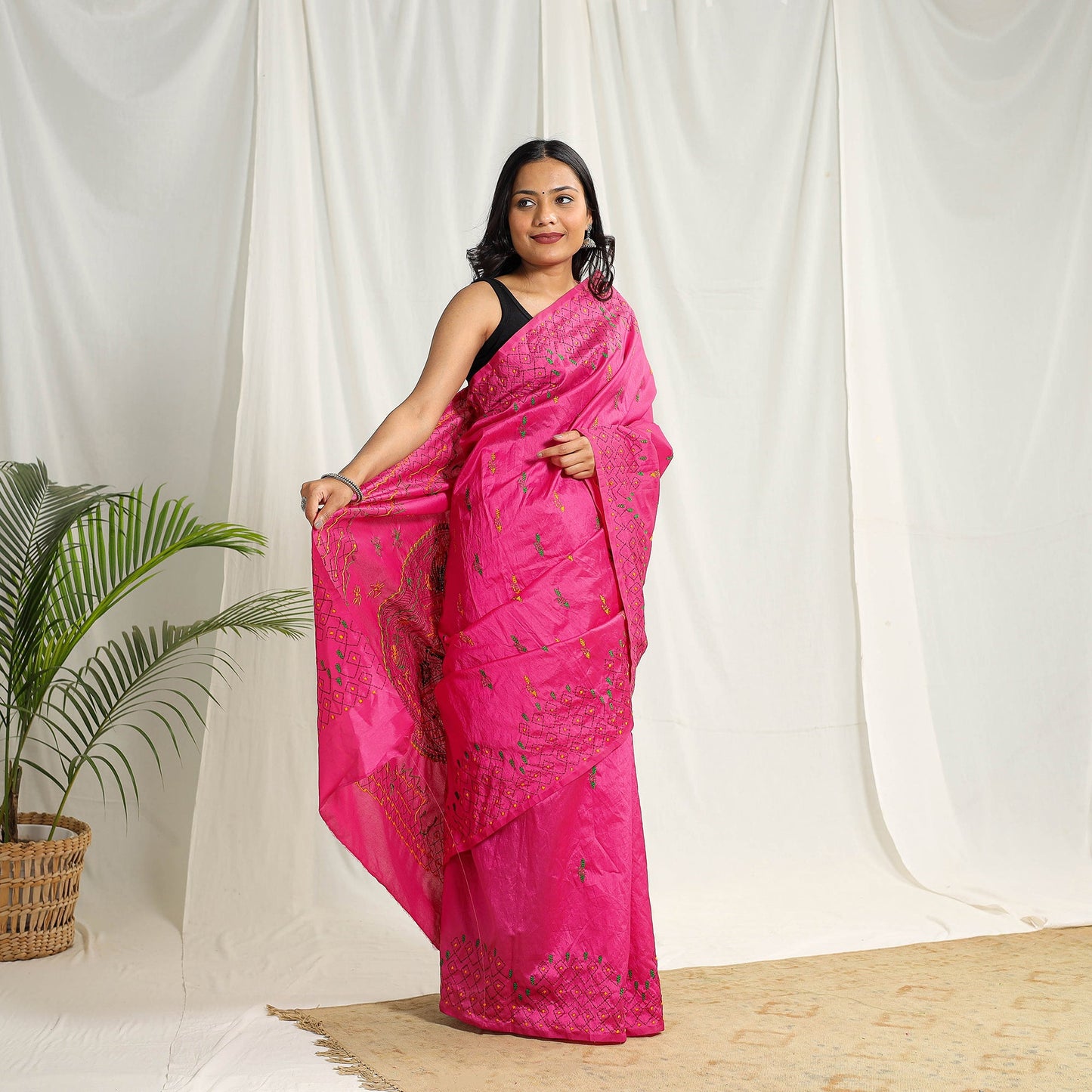Bengal Hand Embroidery Silk Nakshi Kantha Saree