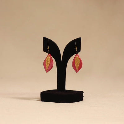 Bishnupur handpainted leaf shape terracotta earrings 112