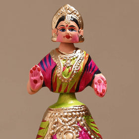Bobble head thanjavur traditional dancing doll 04