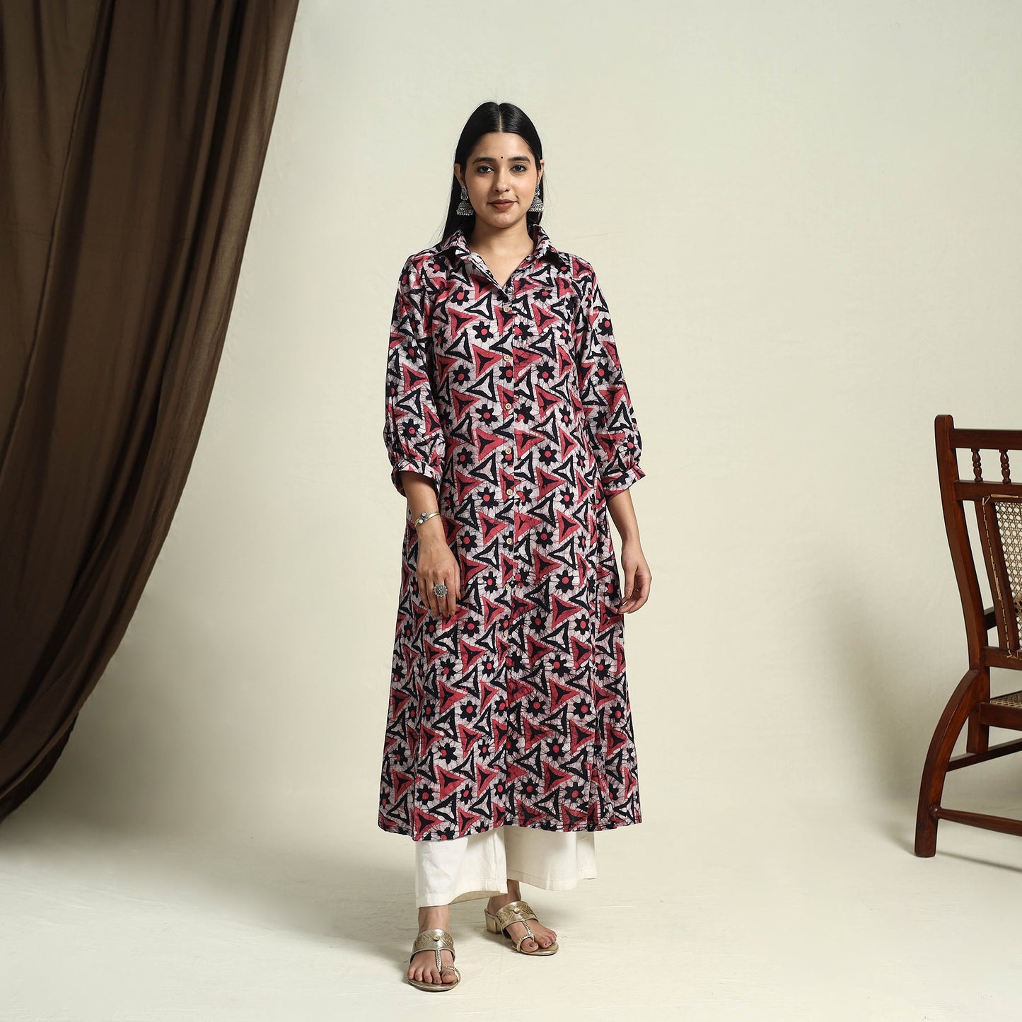 Collared Neck Buttoned Down Pink Batik Print Cotton Kurta for Women