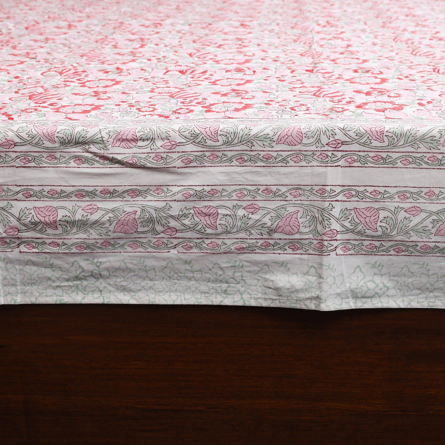 Cotton double sanganeri bed sheet set (108 x 90 in) 04