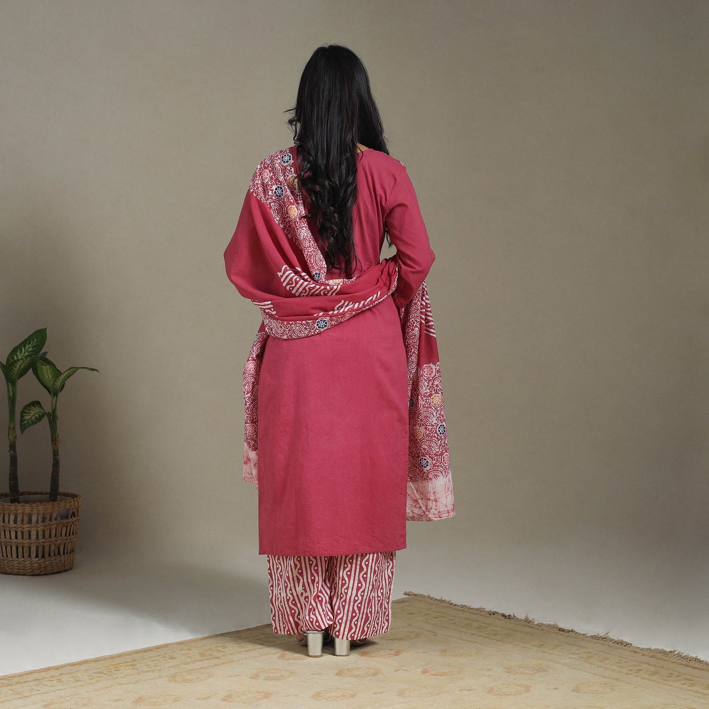 Pink Cotton Indonesian Hand Batik Print Kurta Set (Set of 3)