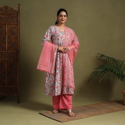 Buy Pink Block Print Cotton Sanganeri Kurta Set (Set of 3)