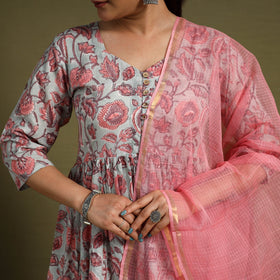 Buy Pink Block Print Cotton Sanganeri Kurta Set (Set of 3)