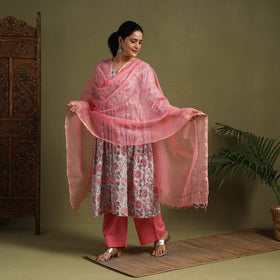 Buy Pink Block Print Cotton Sanganeri Kurta Set (Set of 3)