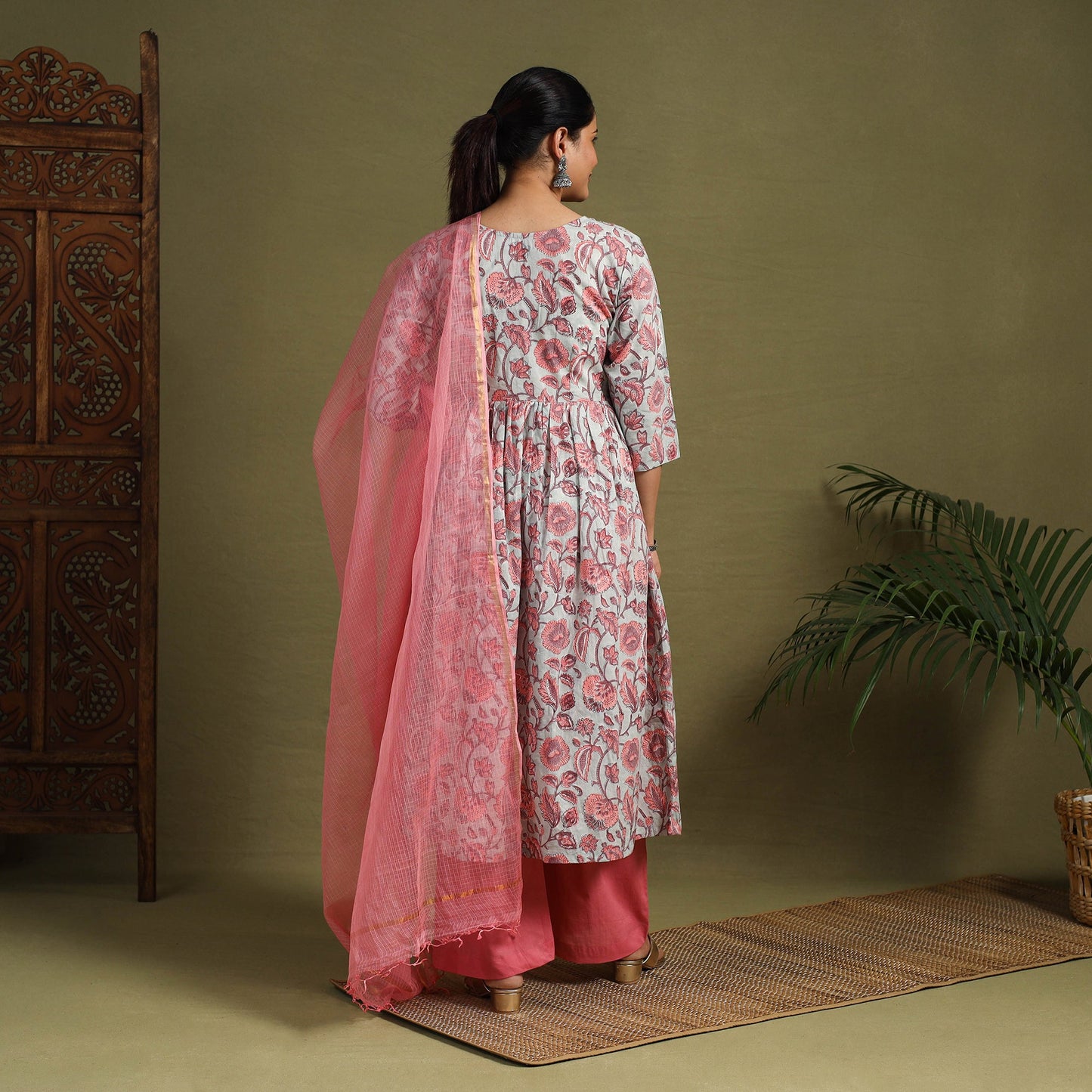 Buy Pink Block Print Cotton Sanganeri Kurta Set (Set of 3)