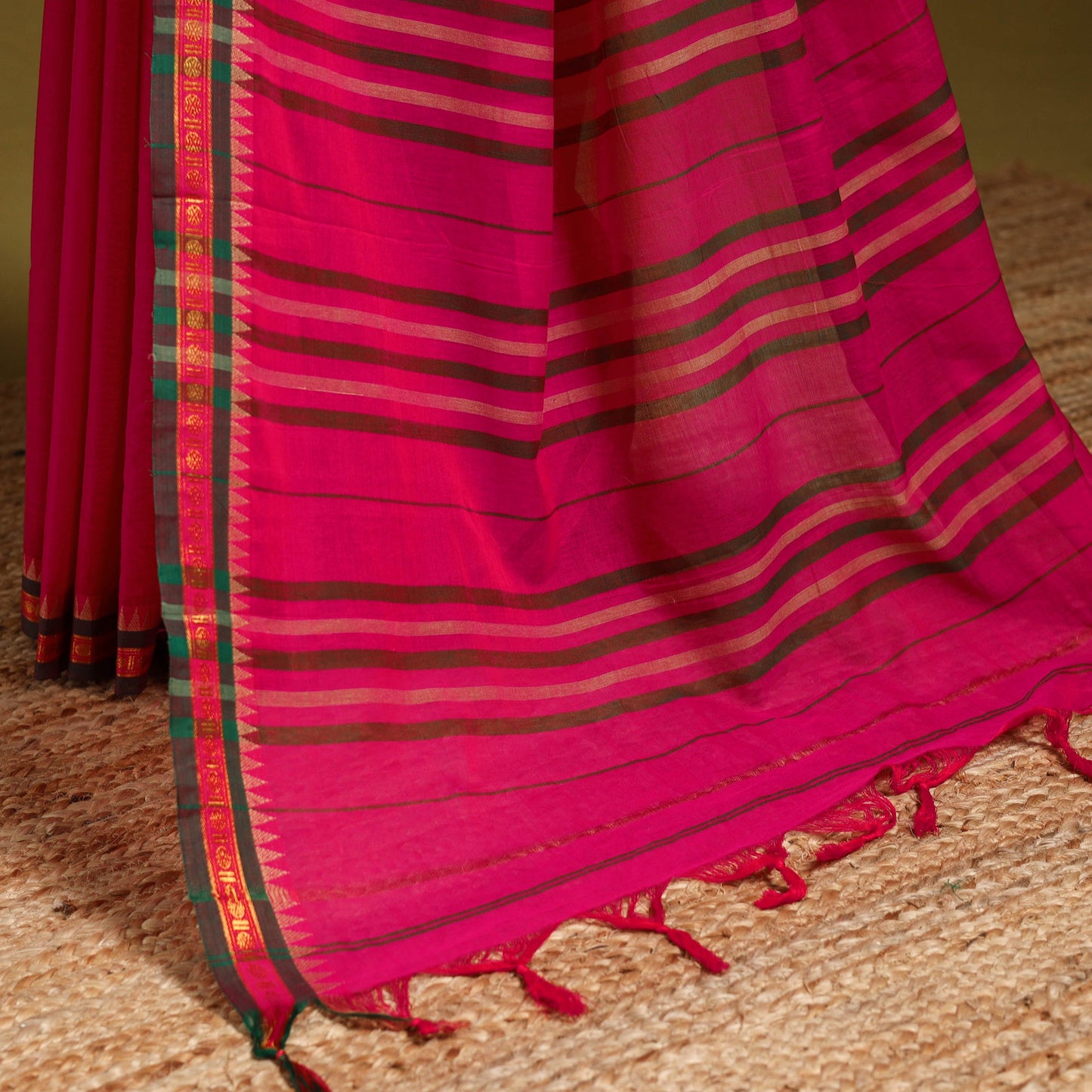 Pink - dharwad cotton saree with border 45 - handcrafted