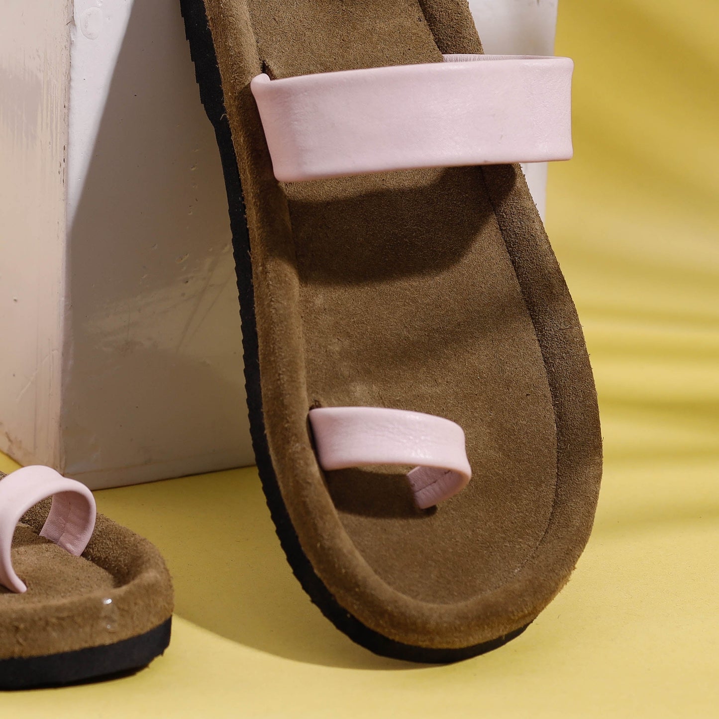 Buy Toe Ring Handcrafted Women's Leather Slippers with Suede Online at iTokri.com