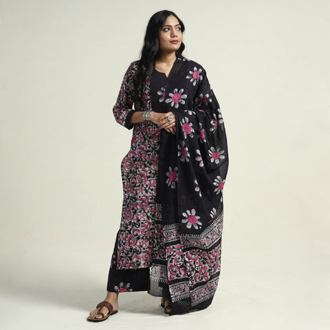 Hand batik printed cotton kurta with palazzo & dupatta set