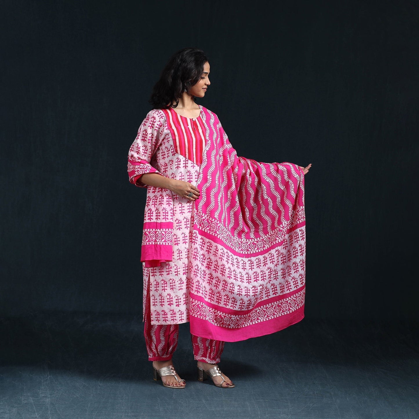 Hand batik cotton suit set with dupatta for women 18