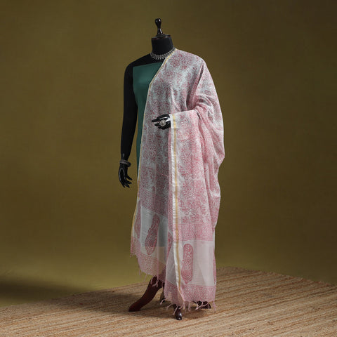 Hand chanderi silk sanganeri floral dupatta 58 - handcrafted