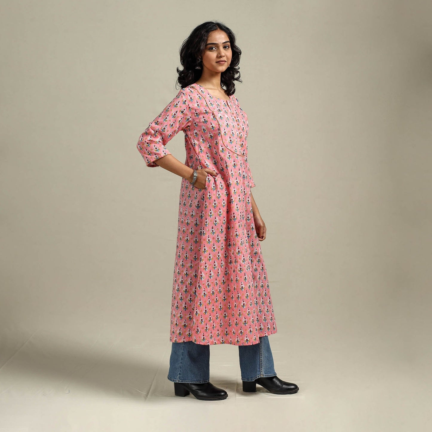Hand cotton a-line sanganeri kurta for women 04