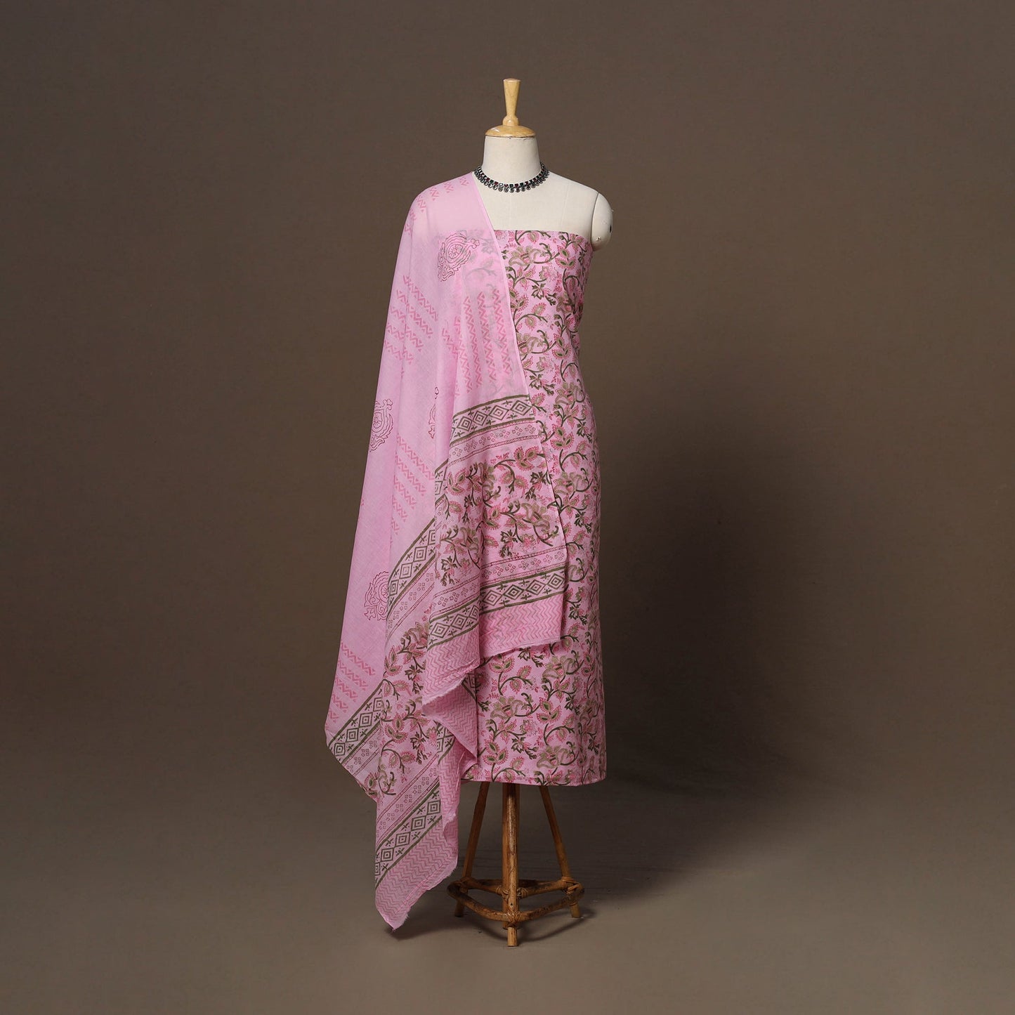 Hand sanganeri cotton 3pc unstitched dress material 25