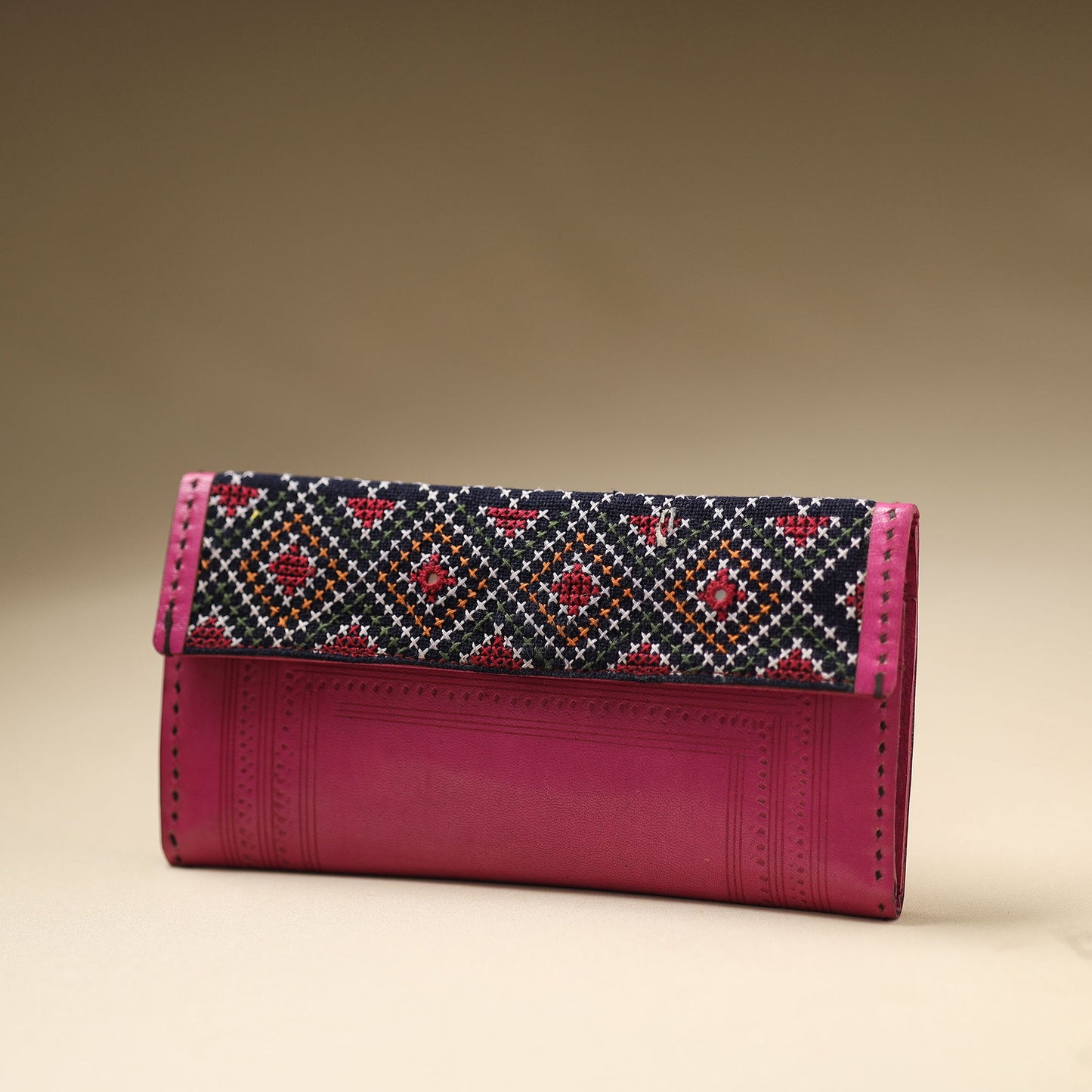Pink Handcrafted Kutch Jat Embroidery Leather Wallet