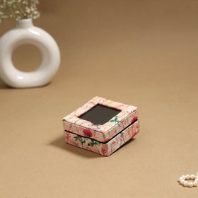 Handcrafted printed fabric ring/earring box 41