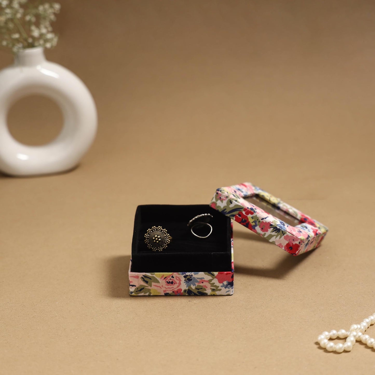 Handcrafted printed fabric ring/earring box 51