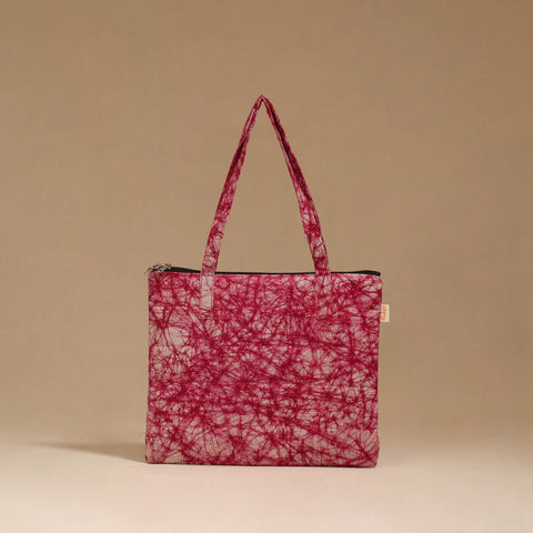 Handcrafted quilted handbag 31