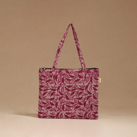 Handcrafted quilted handbag 32
