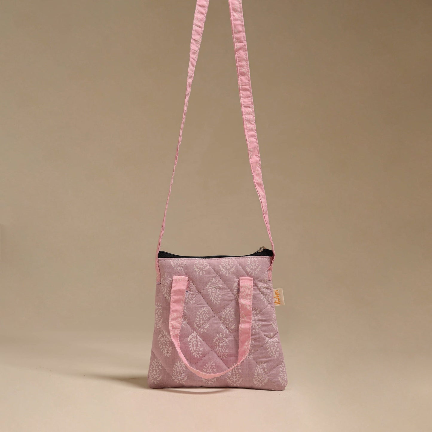 Handcrafted quilted sling bag 03