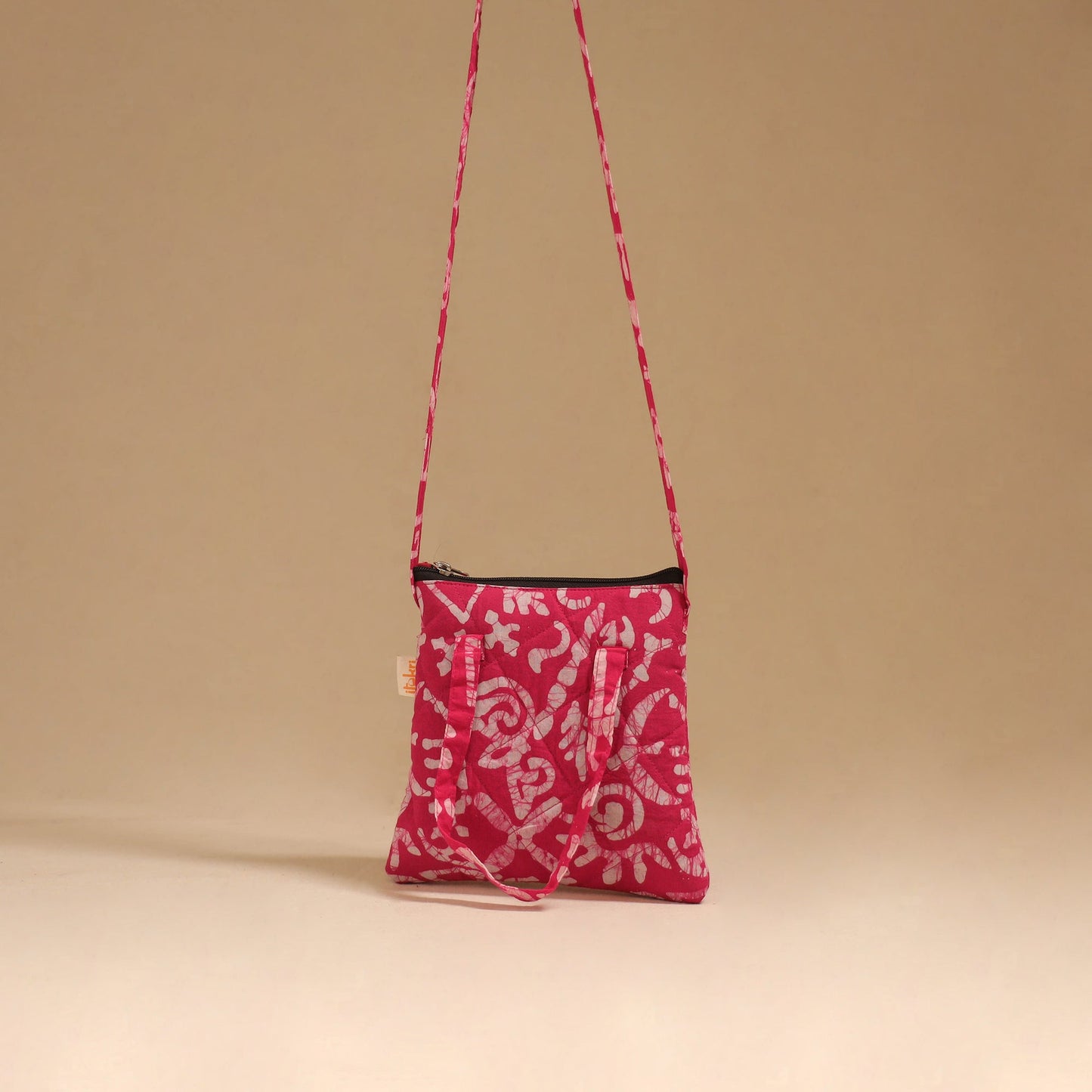 Handcrafted quilted sling bag 40