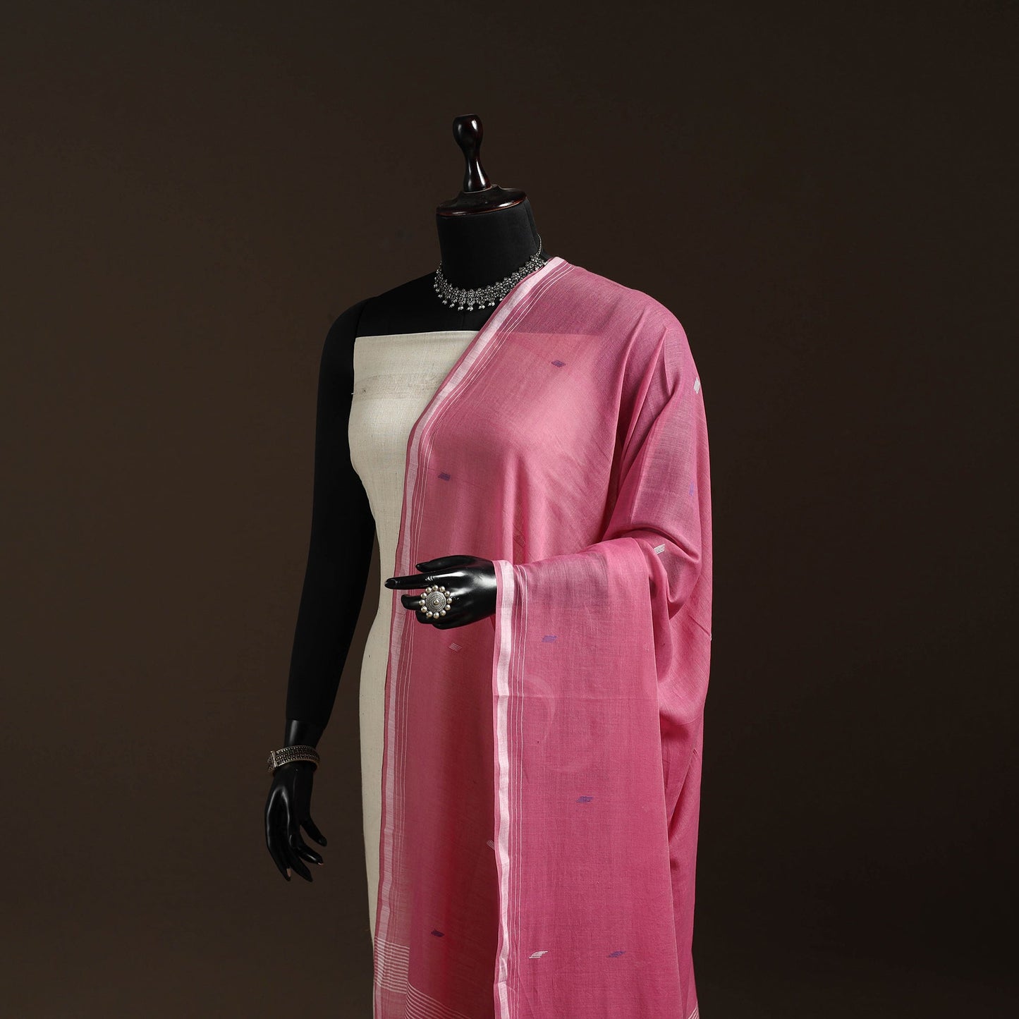 Handloom cotton bengal jamdani dupatta 01 - handcrafted