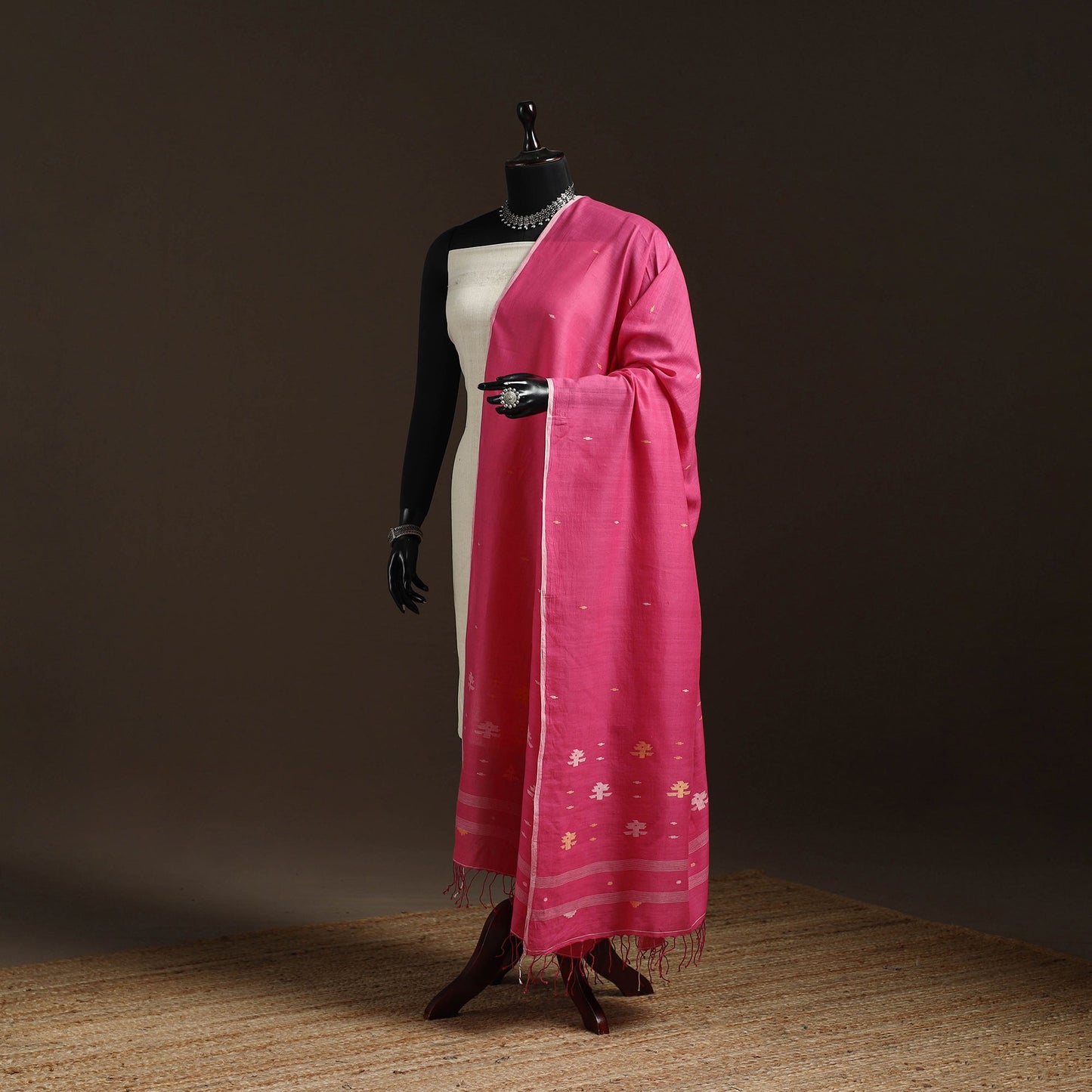 Handloom cotton bengal jamdani dupatta 24 - handcrafted