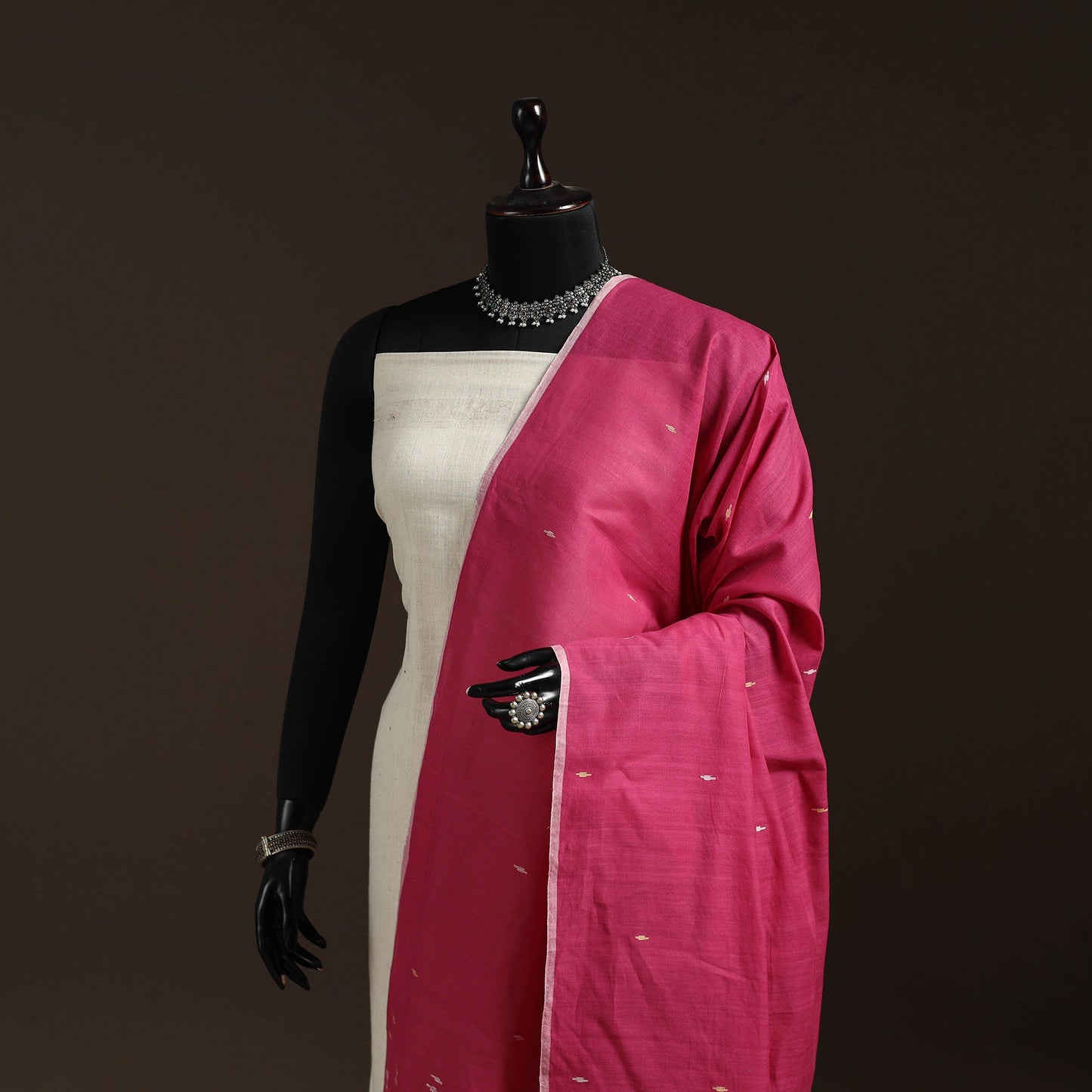 Handloom cotton bengal jamdani dupatta 38 - handcrafted