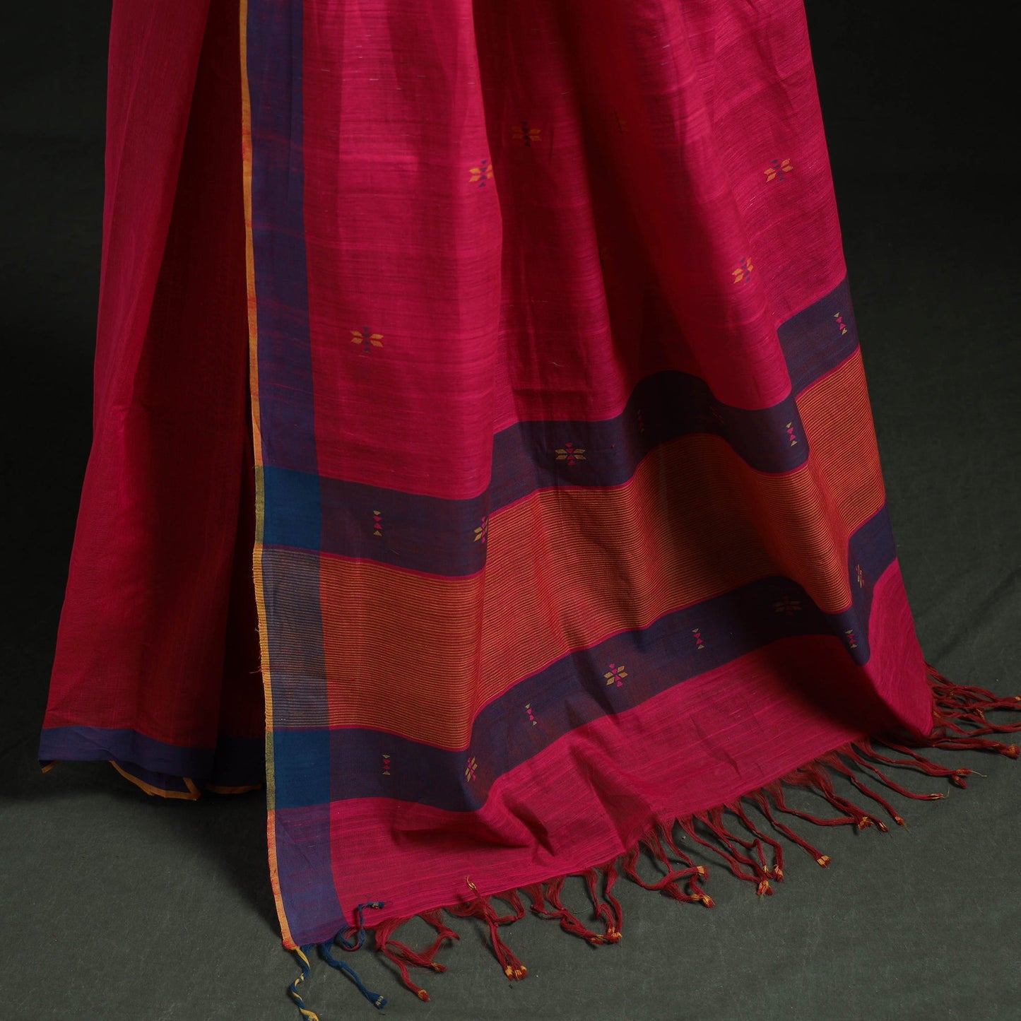Maroon - handloom cotton buti srikakulam jamdani saree 10