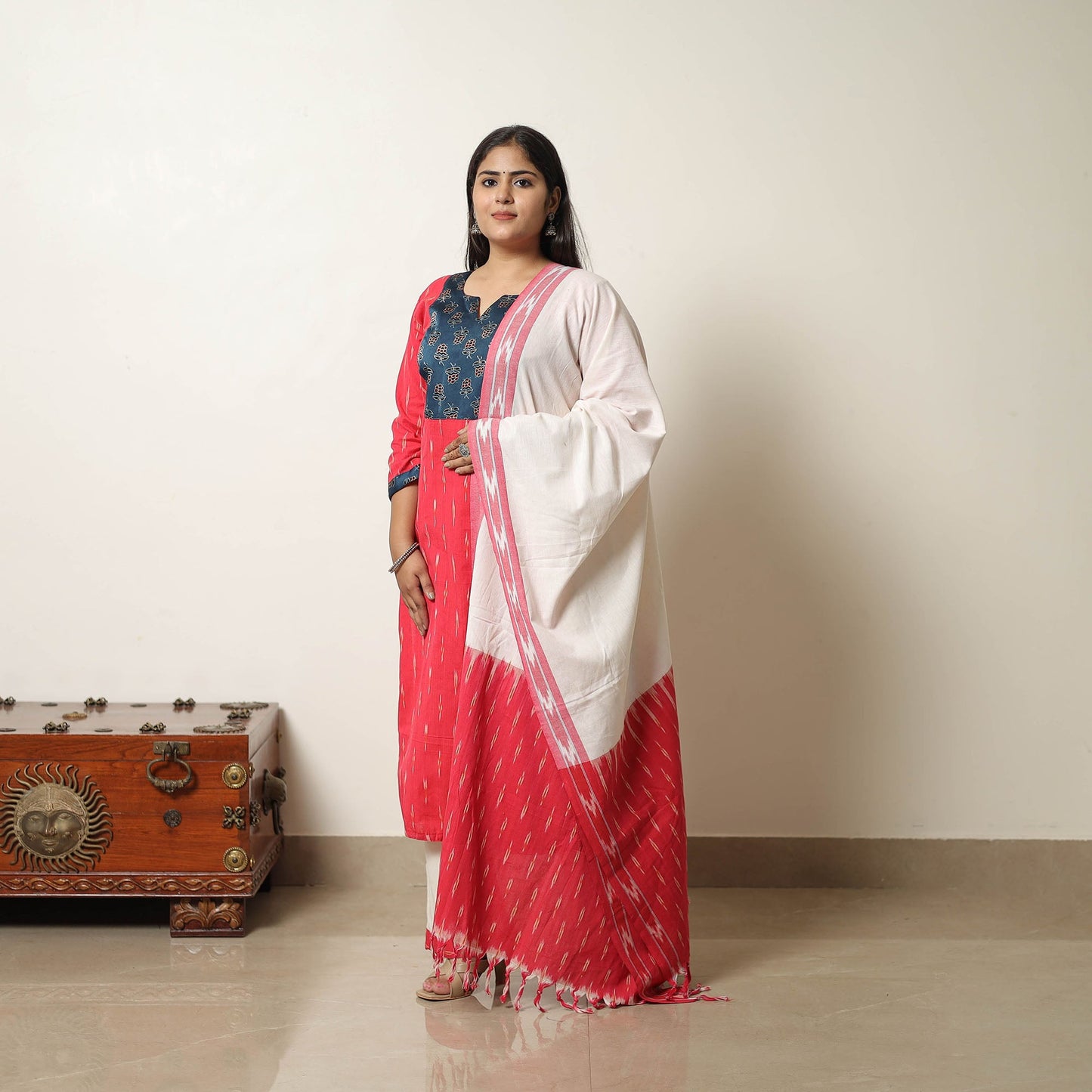 Buy Pink Handloom Cotton Pochampally Ikat Kurta Set Online