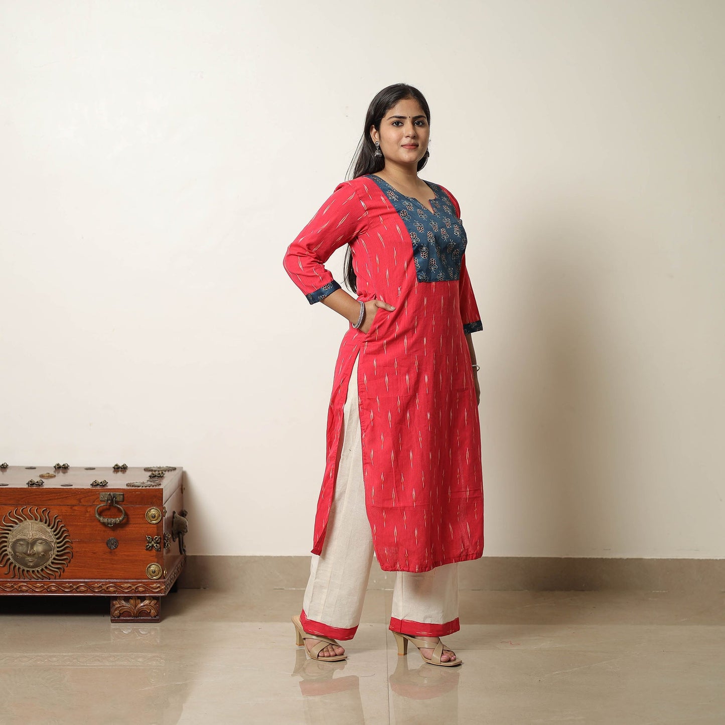 Buy Pink Handloom Cotton Pochampally Ikat Kurta Set Online