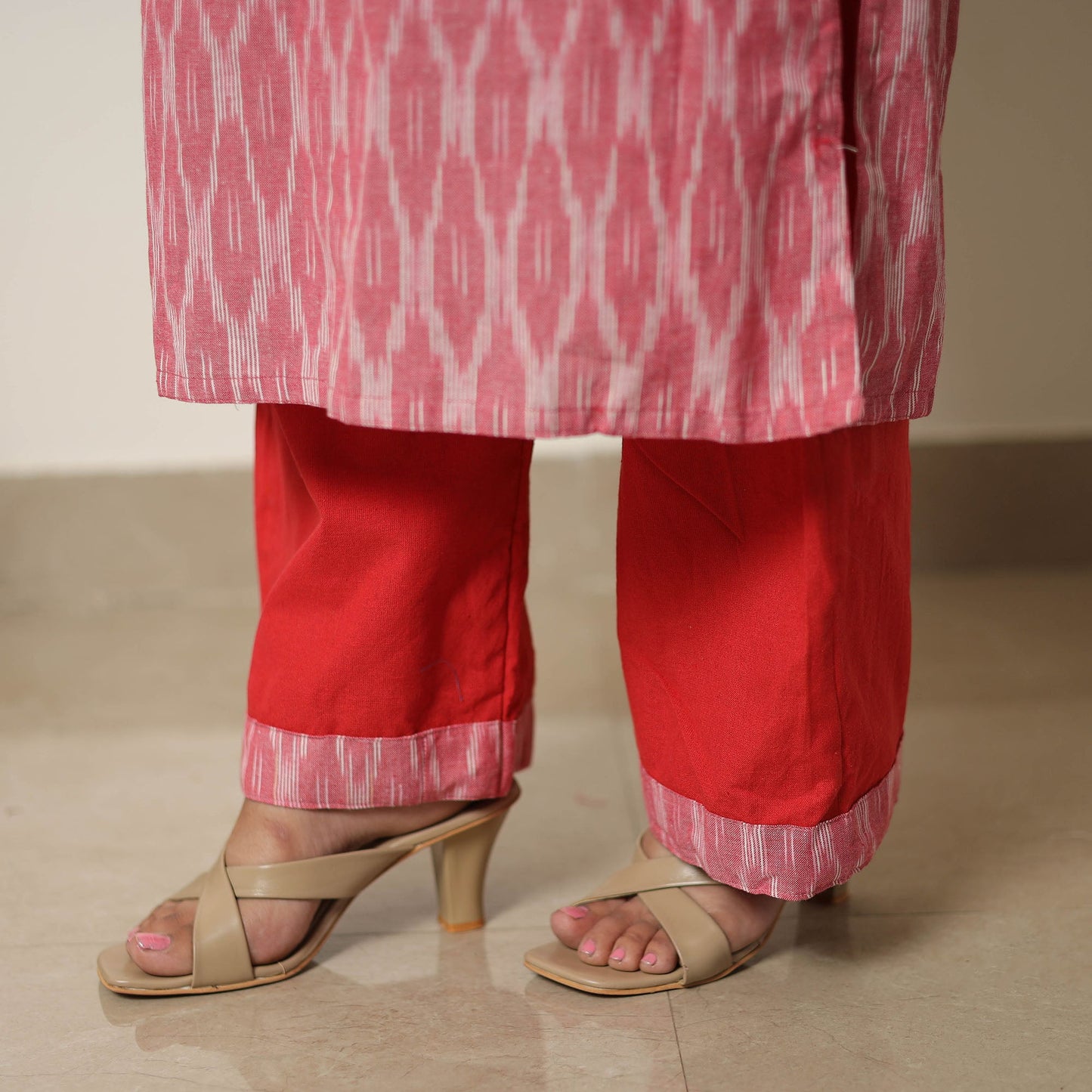  Pink Handloom Cotton Pochampally Ikat Kurta Set 