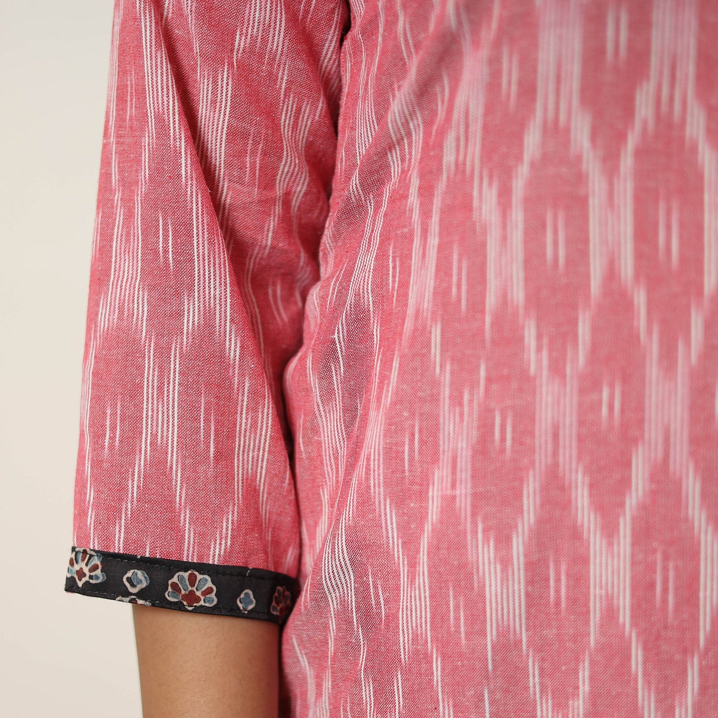  Pink Handloom Cotton Pochampally Ikat Kurta Set 