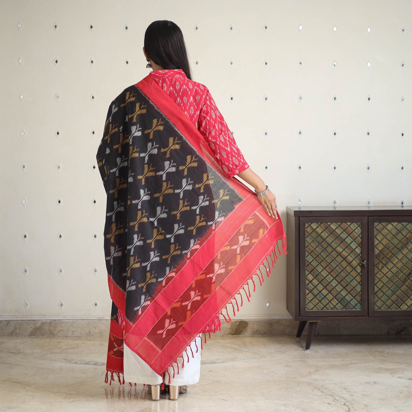 Pink Handloom Cotton Pochampally Ikat Kurta Set (Set of 3)