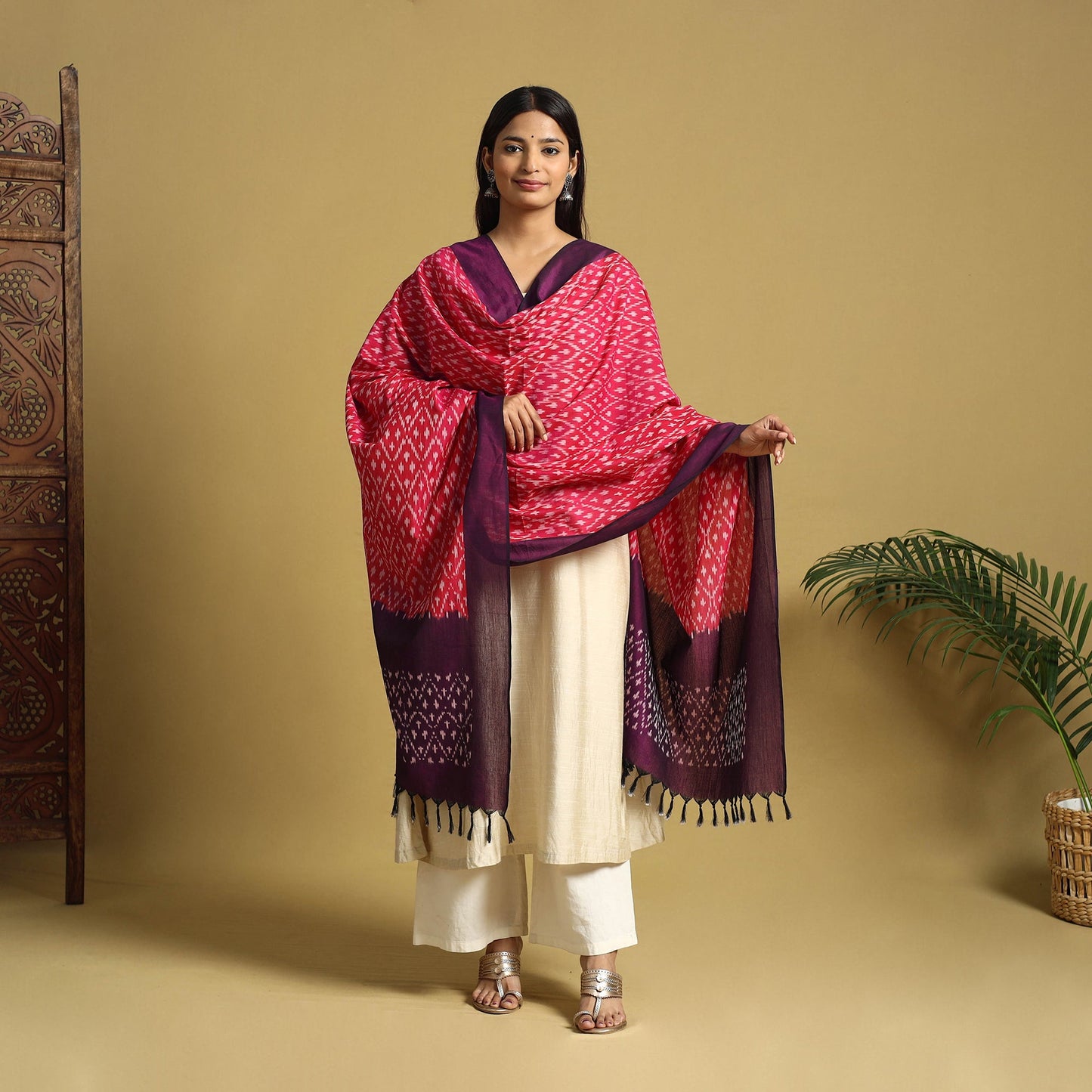Pink Handloom Mercerized Cotton Pochampally Ikat Dupatta