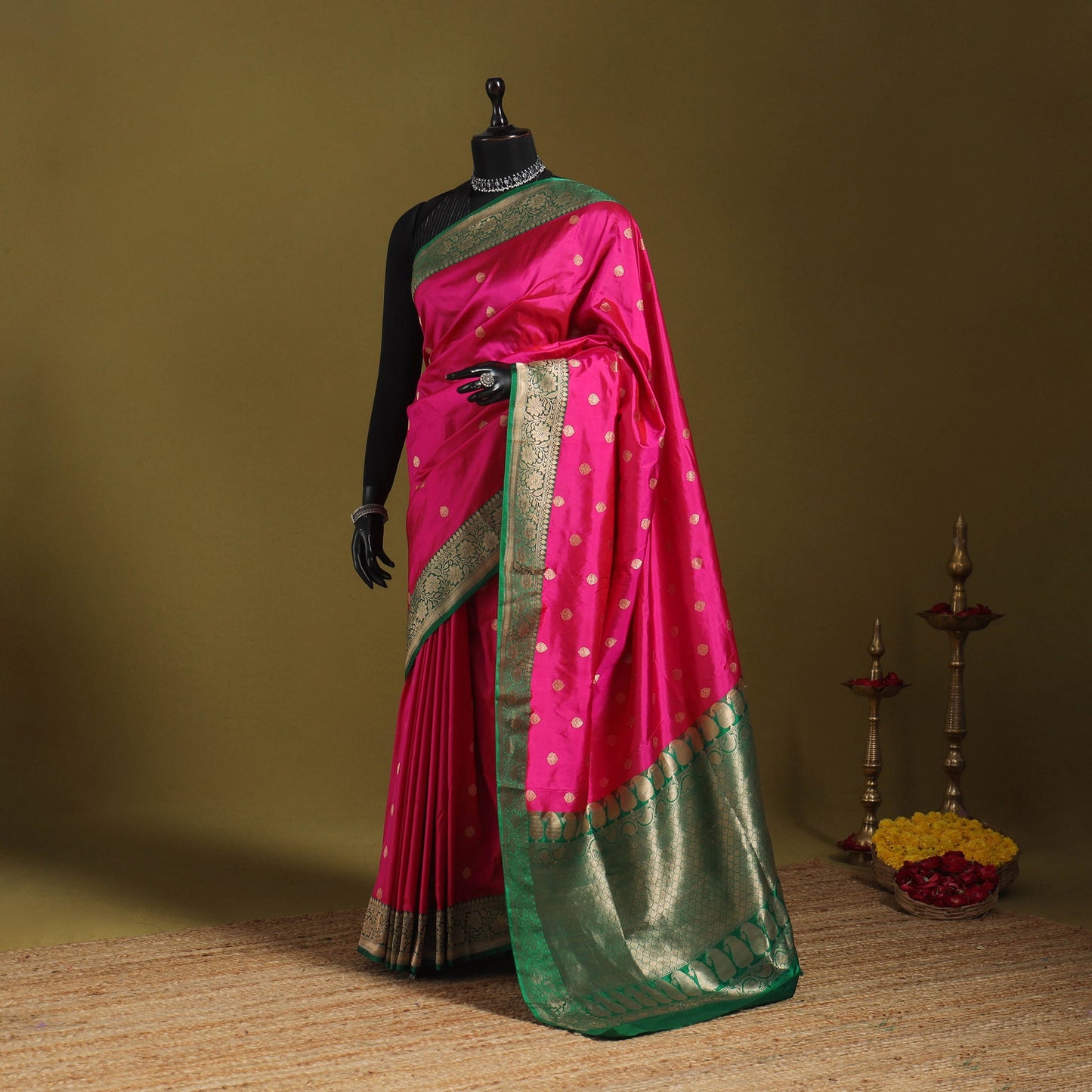 Pink - handloom pure katan silk kaduwa zari buti banarasi