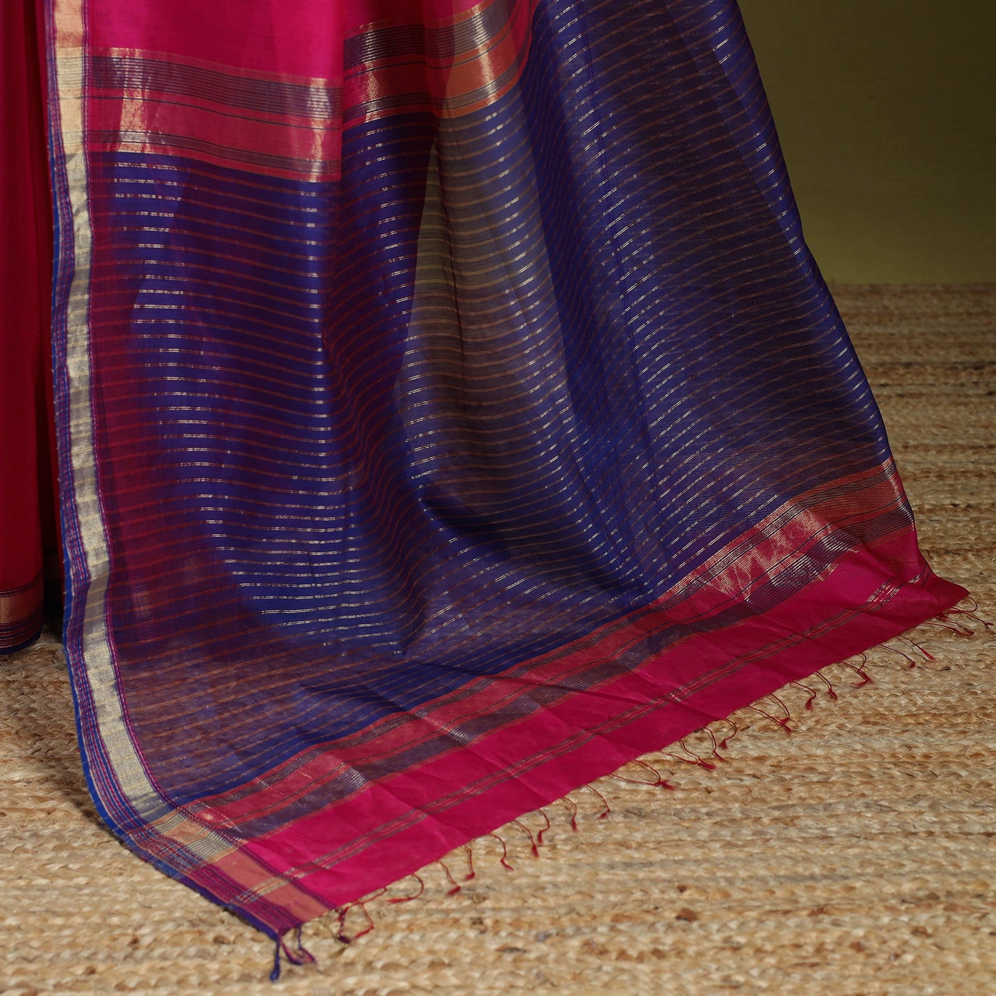 Pink - handloom silk cotton maheshwari saree with zari
