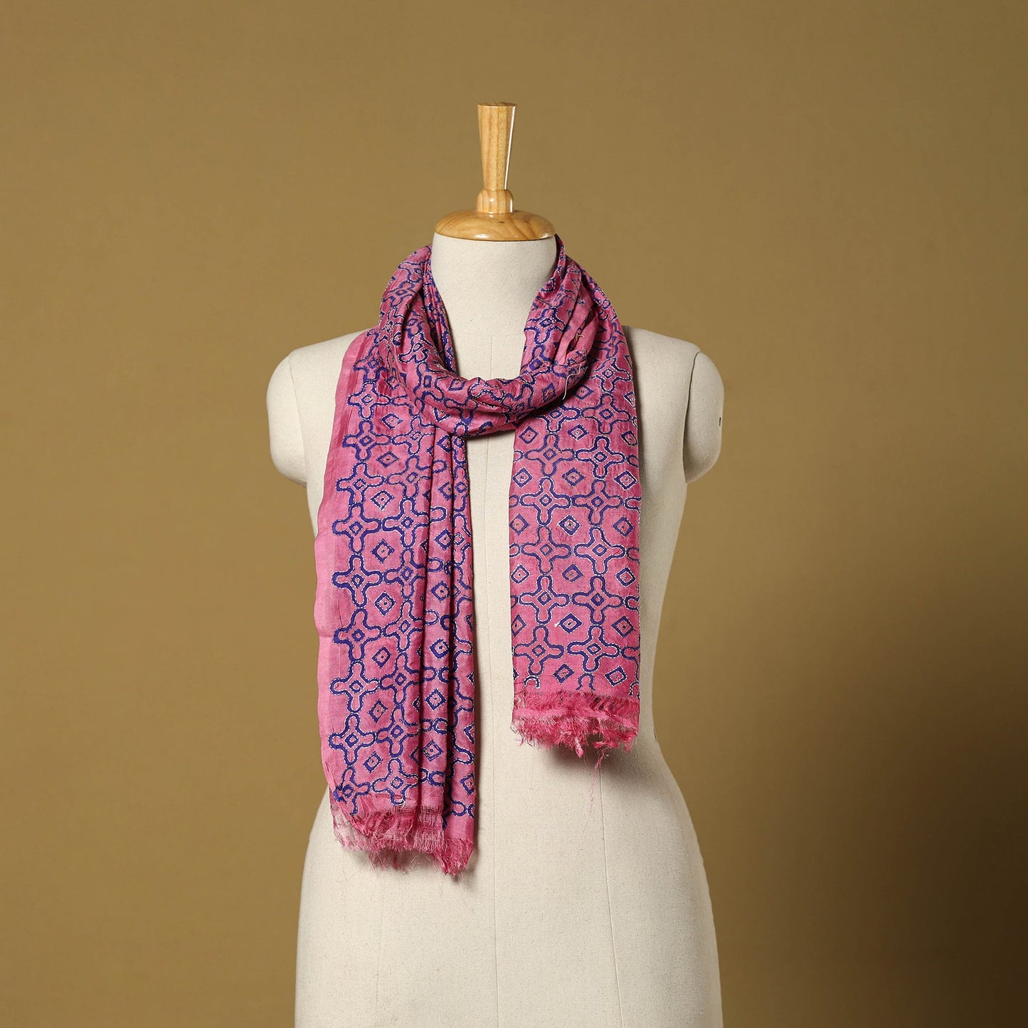 Pink - handloom tussar silk bengal kantha handwork stole 01