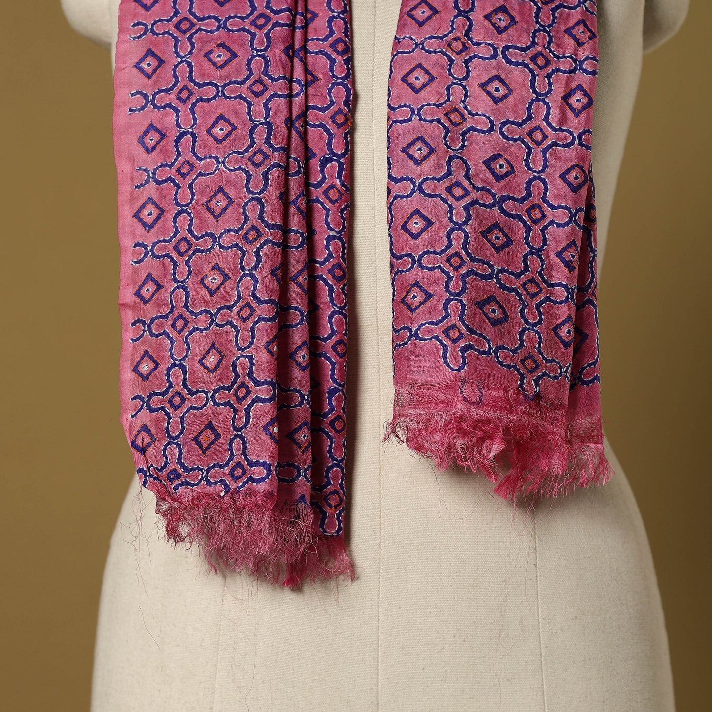 Pink - handloom tussar silk bengal kantha handwork stole 05