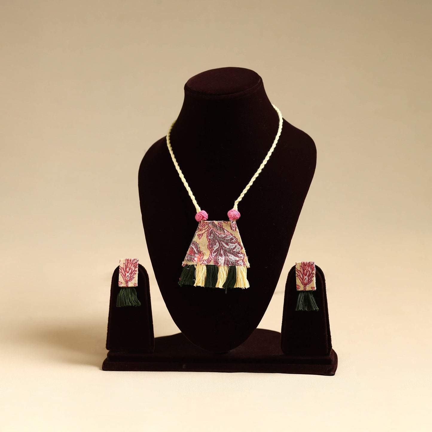 Pink - handmade fabart necklace set 01 - handcrafted