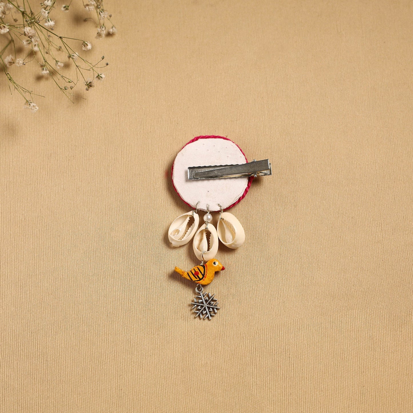 Handmade gs shell & thread work hair clip 61 - handcrafted