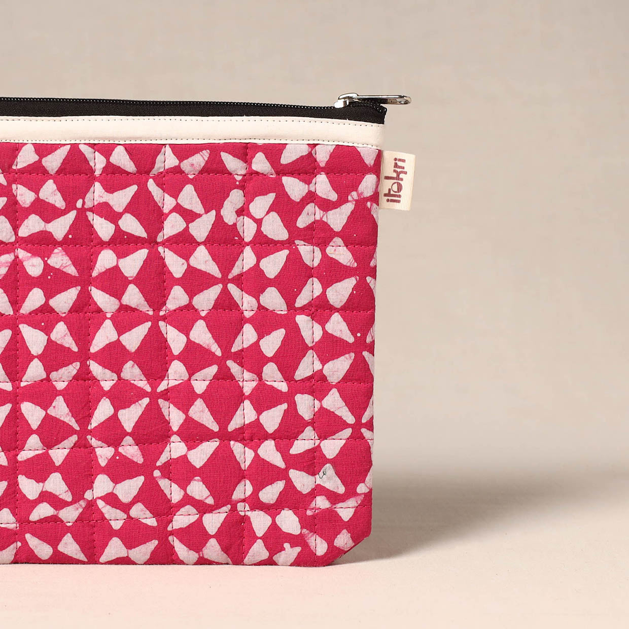 Handmade quilted utility pouch 06 - handcrafted