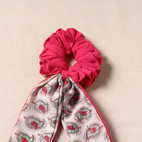 Handmade rubber band/scarf scrunchie 22 - handcrafted