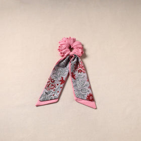 Handmade rubber band/scarf scrunchie 73 - handcrafted