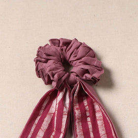 Handmade rubber band/scarf scrunchie 95 - handcrafted