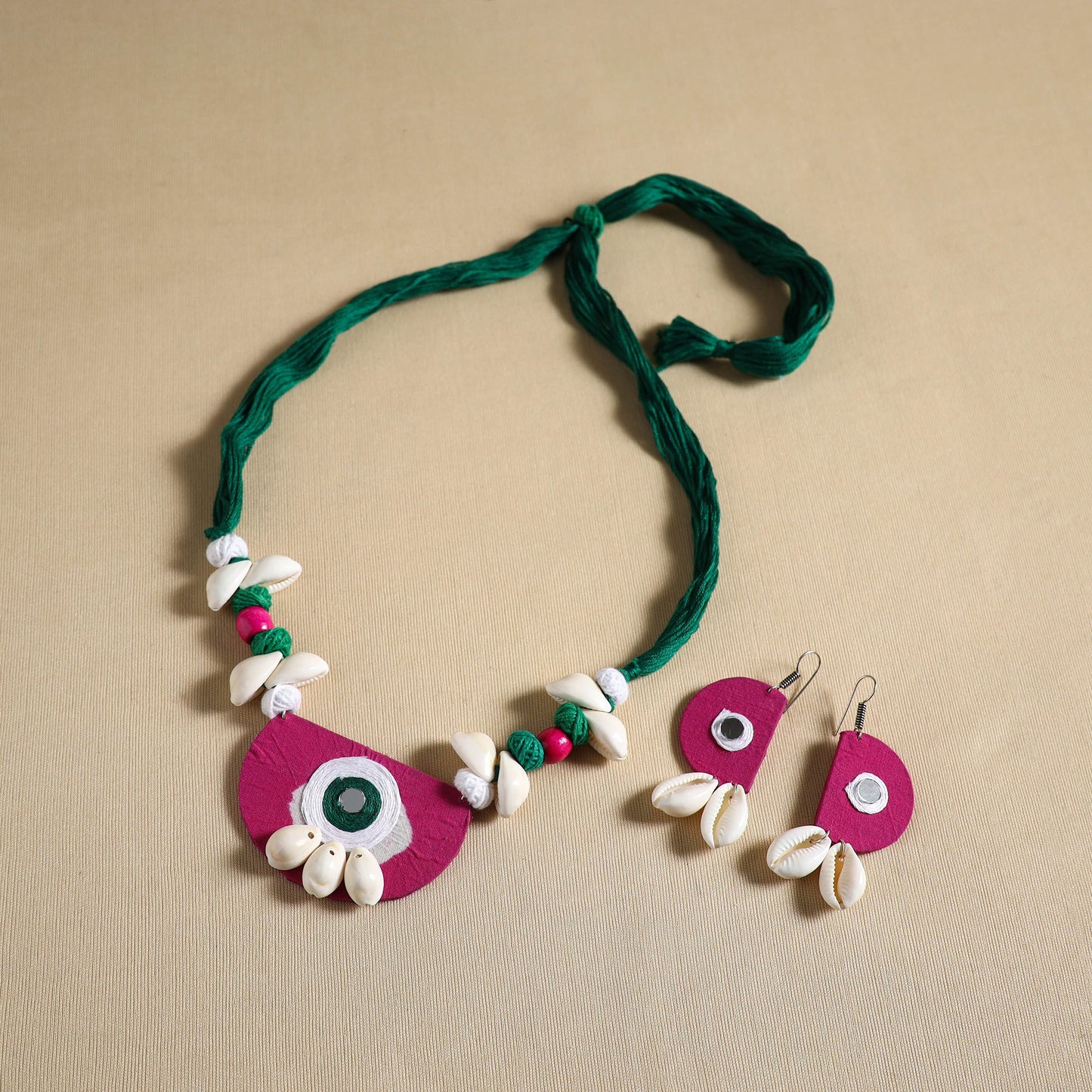  Handmade Shell Work Fabart Necklace Set