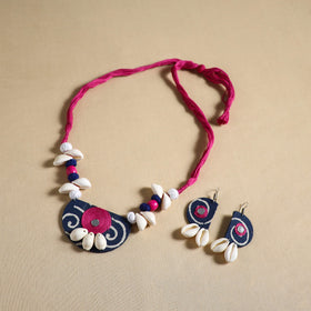 Handmade Shell Work Fabart Necklace Set 15