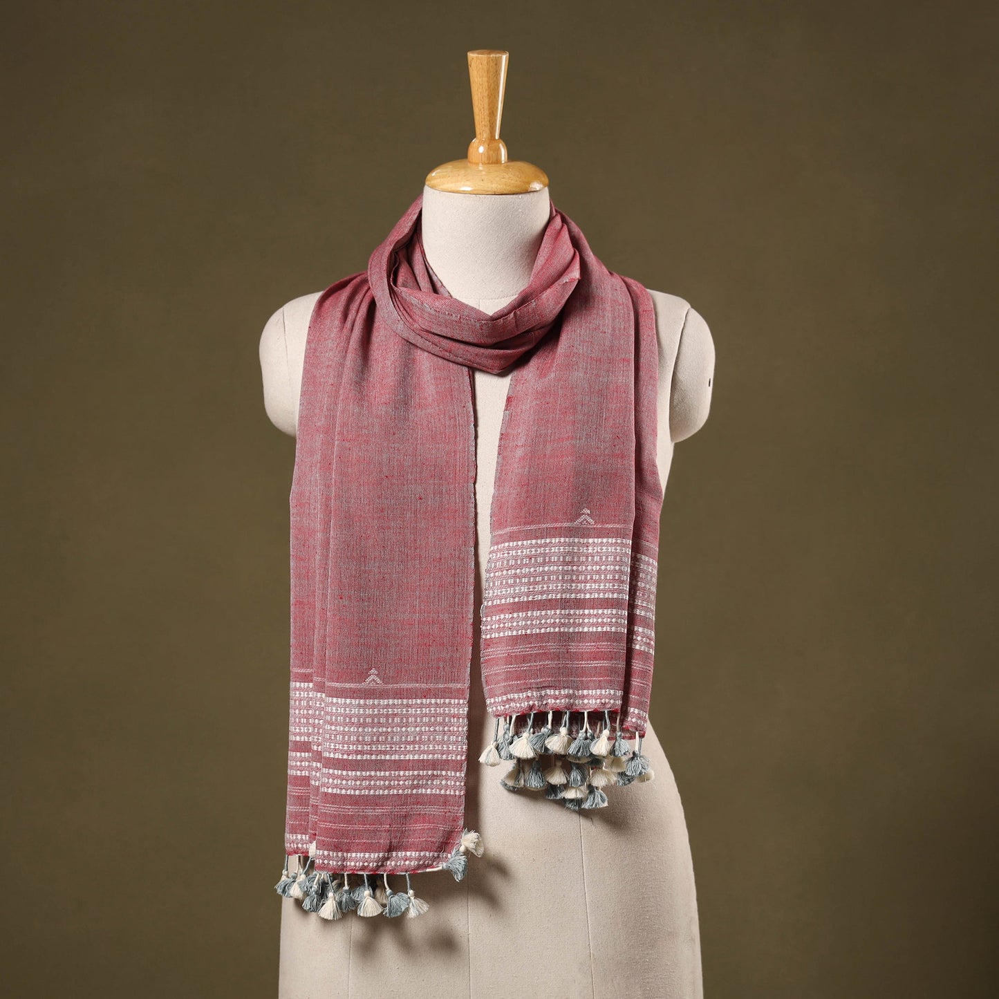 Pink - handwoven fine cotton kutch bhujodi stole 05