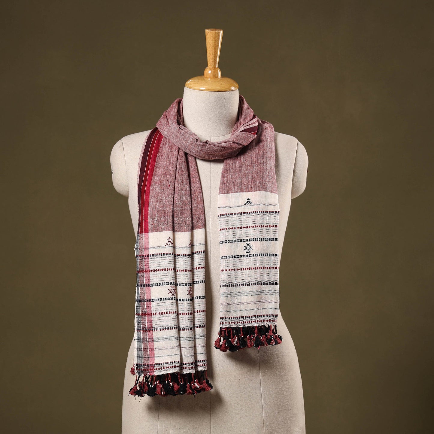 Pink - handwoven kala cotton kutch bhujodi stole 16